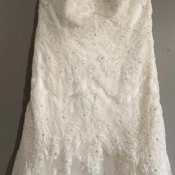 Allure bridal gown NEW - Picture 3 of 4